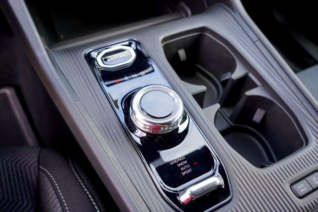 2026 Jeep Cherokee Laredo 4x4