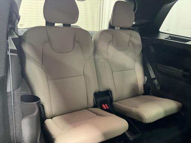 2026 Volvo XC90 Plus, B6 AWD Gas (mild hybrid), Gasoline, Bright, 6 Seats