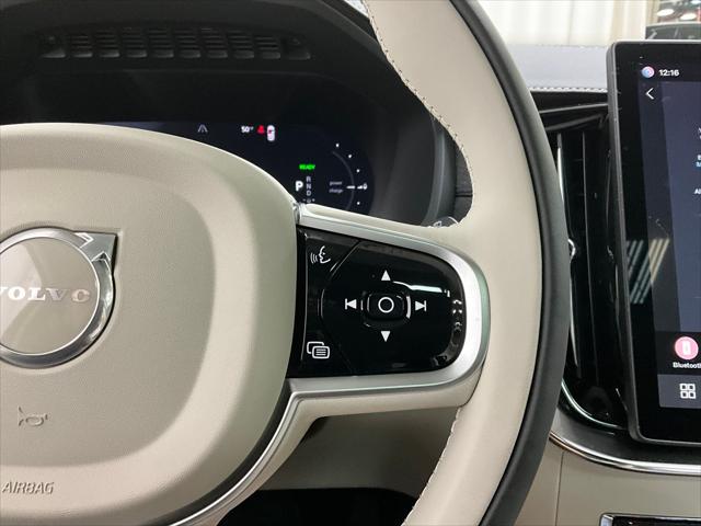2026 Volvo XC90 Plug-In Hybrid Ultra, T8 AWD, Electric/Gasoline, Bright, 7 Seats