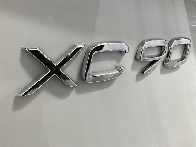 2026 Volvo XC90 Plug-In Hybrid Ultra, T8 AWD, Electric/Gasoline, Bright, 7 Seats