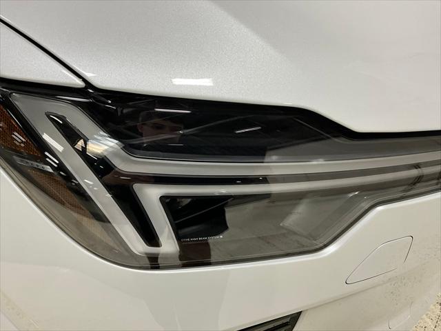2026 Volvo XC90 Plug-In Hybrid Ultra, T8 AWD, Electric/Gasoline, Bright, 7 Seats