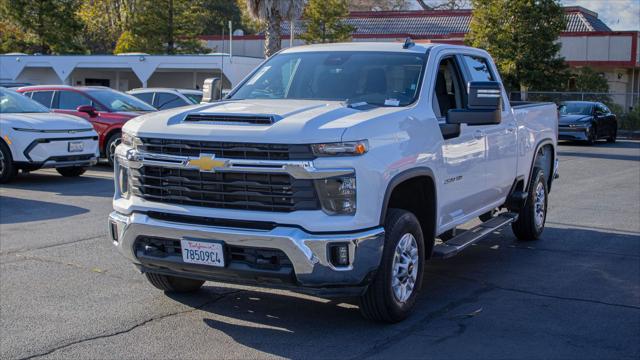 2025 Chevrolet Silverado 2500HD 4WD Crew Cab Standard Bed LT