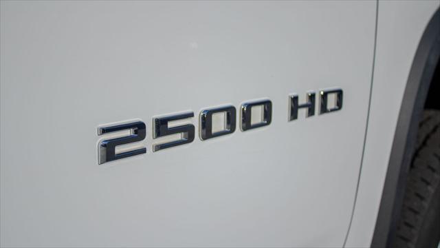 2025 Chevrolet Silverado 2500HD 4WD Crew Cab Standard Bed LT