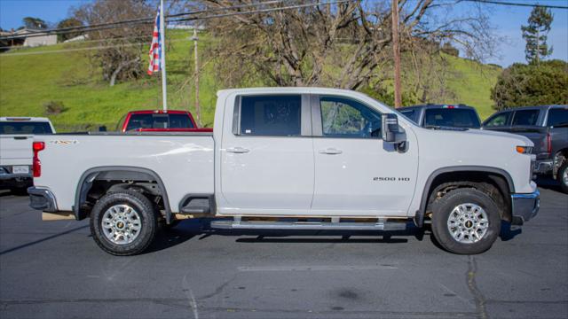 2025 Chevrolet Silverado 2500HD 4WD Crew Cab Standard Bed LT