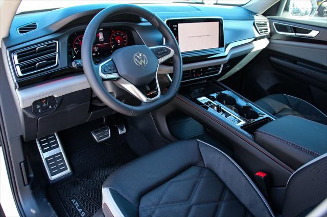 2026 Volkswagen Atlas Peak Edition