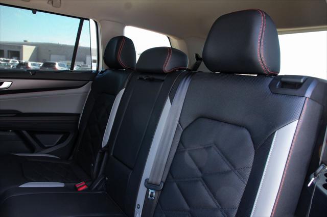 2026 Volkswagen Atlas Peak Edition