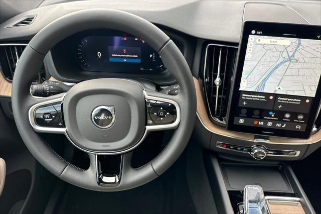 2026 Volvo XC60 B5 Core