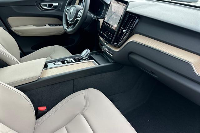 2026 Volvo XC60 B5 Core