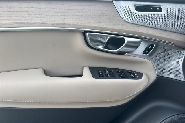 2026 Volvo XC90 Plug-In Hybrid Ultra, T8 AWD, Electric/Gasoline, Bright, 7 Seats