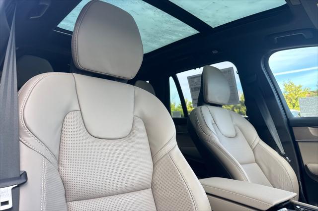 2026 Volvo XC90 Plug-In Hybrid Ultra, T8 AWD, Electric/Gasoline, Bright, 7 Seats