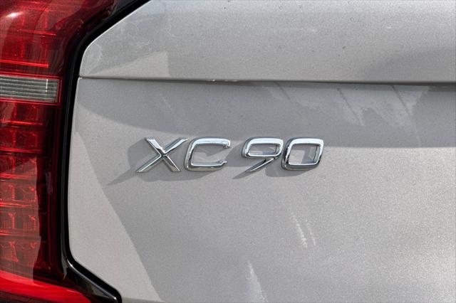 2026 Volvo XC90 Plug-In Hybrid Ultra, T8 AWD, Electric/Gasoline, Bright, 7 Seats