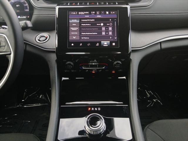 2026 Jeep Grand Cherokee L Altitude 4x4