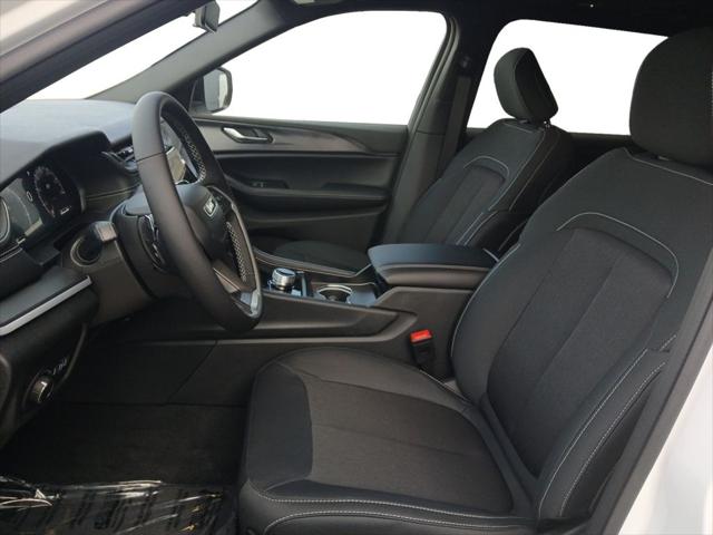 2026 Jeep Grand Cherokee L Altitude 4x4