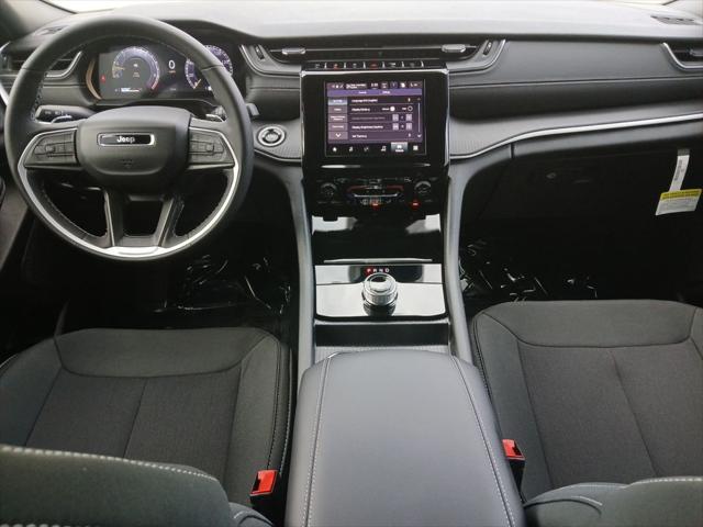 2026 Jeep Grand Cherokee L Altitude 4x4