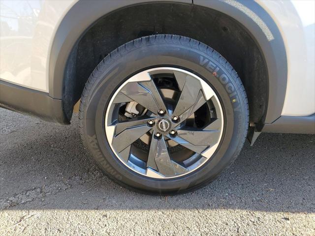 2024 Nissan Rogue SV FWD