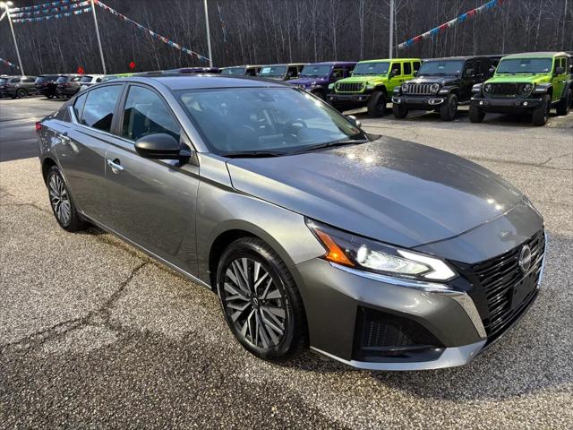 2024 Nissan Altima SV FWD