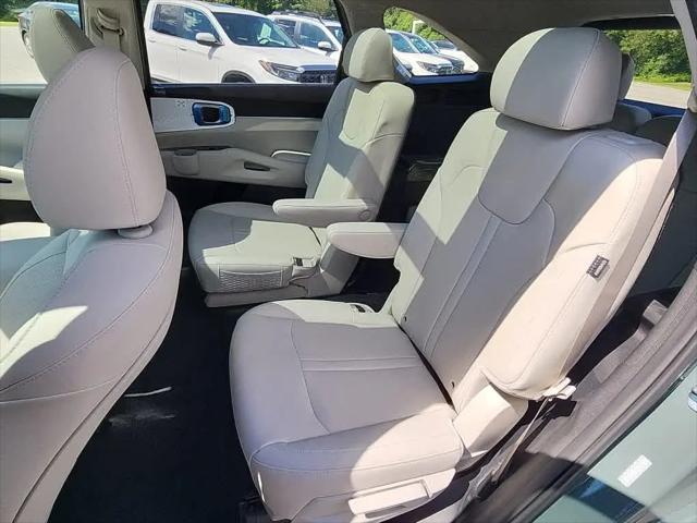 2025 Kia Sorento Hybrid EX