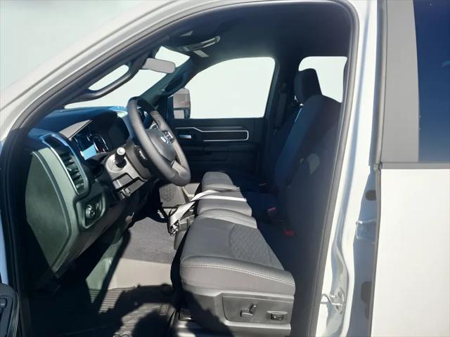 2026 Ram 2500 Big Horn Crew Cab 4x4 8' Box