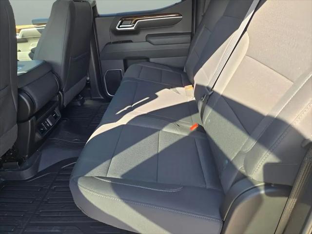 2026 GMC Sierra 1500 Crew Cab, Short Bed, SLE, 4WD