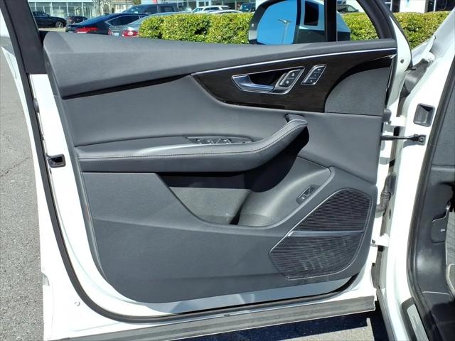 2025 Audi Q7 Premium Plus 55 TFSI quattro Tiptronic