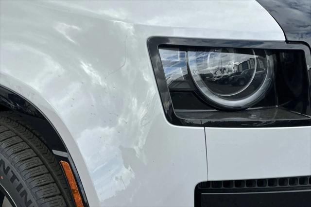 2026 Land Rover Defender P400 X