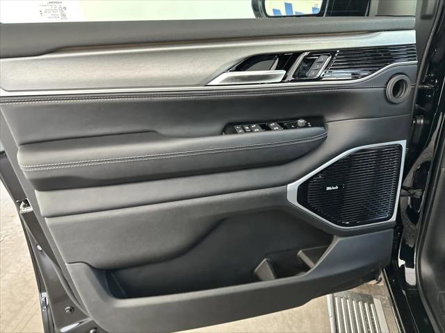 2026 Jeep Grand Wagoneer Limited Altitude 4x4