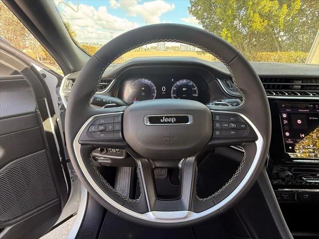 2026 Jeep Grand Cherokee L Laredo 4x4