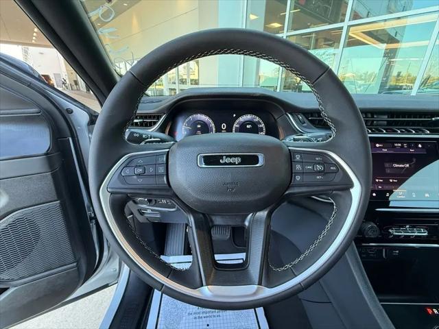 2026 Jeep Grand Cherokee L Laredo 4x4