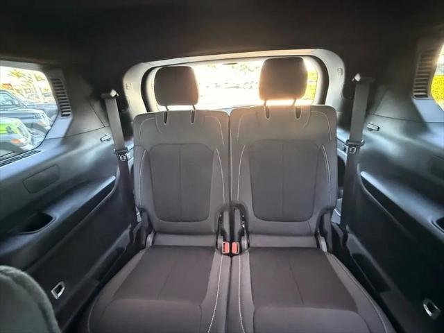 2026 Jeep Grand Cherokee L Laredo 4x4