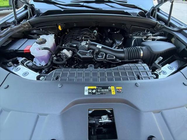 2026 Jeep Grand Cherokee L Laredo 4x4
