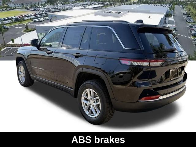 2026 Jeep Grand Cherokee Laredo 4x2