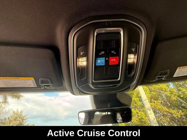 2026 Jeep Grand Cherokee Laredo 4x2
