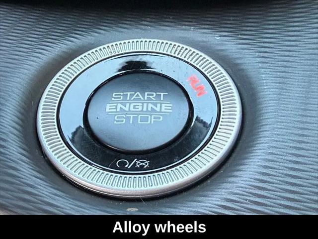 2026 Jeep Grand Cherokee Laredo 4x2