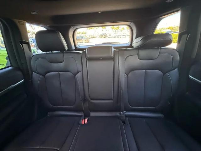 2026 Jeep Grand Cherokee Limited 4x2