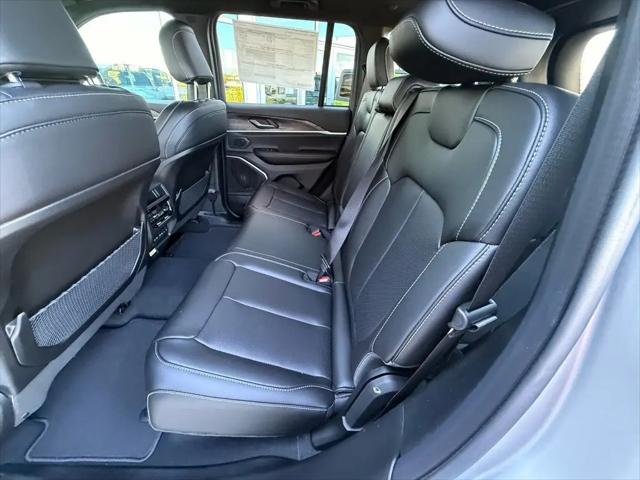 2026 Jeep Grand Cherokee Limited 4x2