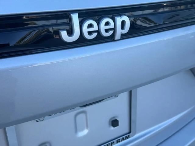 2026 Jeep Grand Cherokee Limited 4x2
