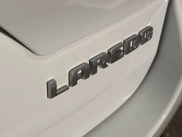 2026 Jeep Grand Cherokee Laredo 4x2