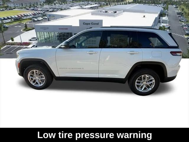 2026 Jeep Grand Cherokee Laredo 4x2