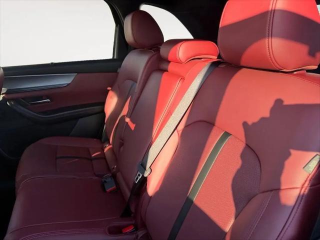 2025 Mazda CX-70 Premium Plus Package