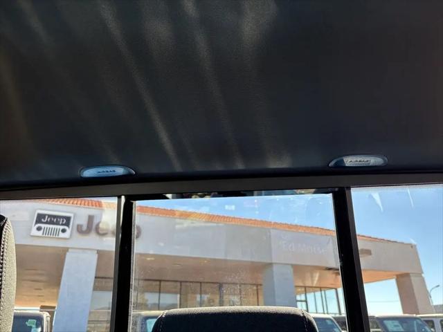 2026 Ram 1500 Tradesman Crew Cab 4x4 5'7" Box