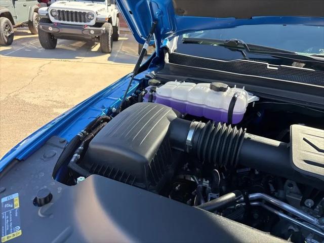 2026 Ram 1500 Tradesman Crew Cab 4x4 5'7" Box