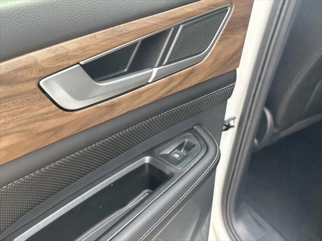 2026 Volkswagen Atlas SE