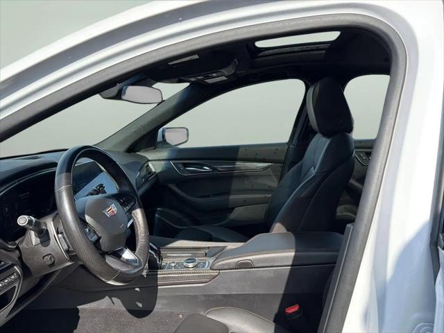 2022 Cadillac CT5 Sport