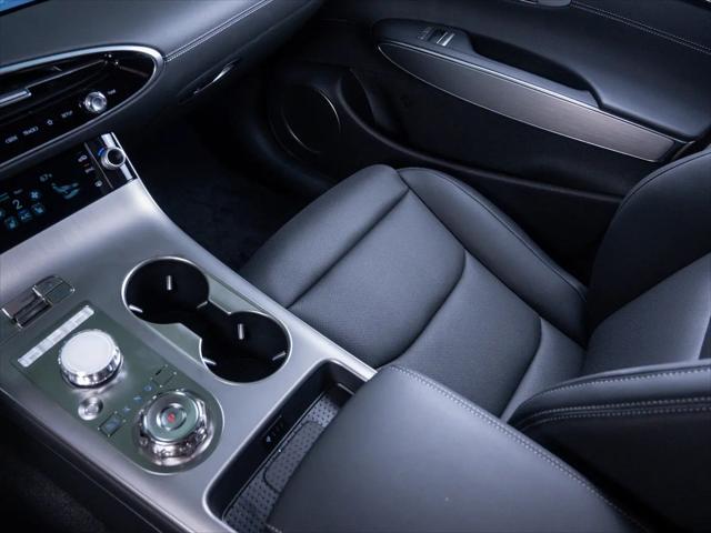 2026 Genesis GV70 2.5T Select