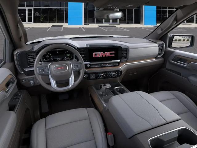 2026 GMC Sierra 1500 Crew Cab, Short Bed, SLT, RWD
