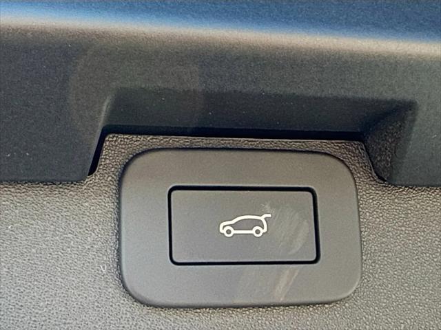 2026 Land Rover Discovery S