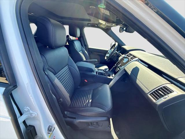 2026 Land Rover Discovery S