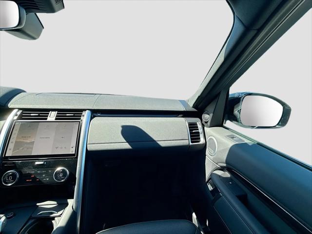 2026 Land Rover Discovery S