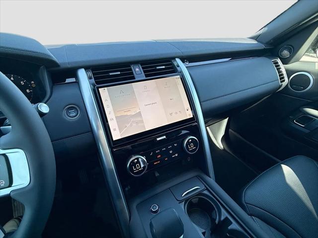 2026 Land Rover Discovery S