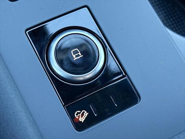 2026 Land Rover Discovery S